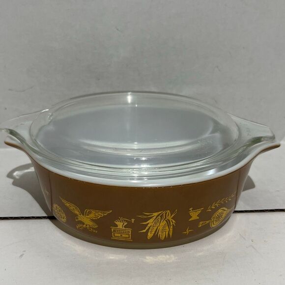 Pyrex Multicolor Early American Casserole Dish Ovenware with Clear Glass Lid - Picture 1 of 10